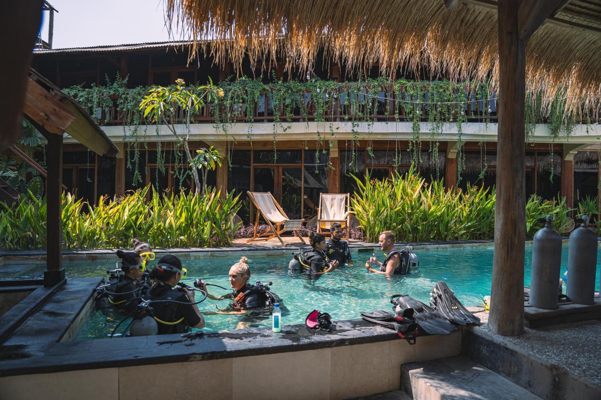 Gili Divers Hotel 3*